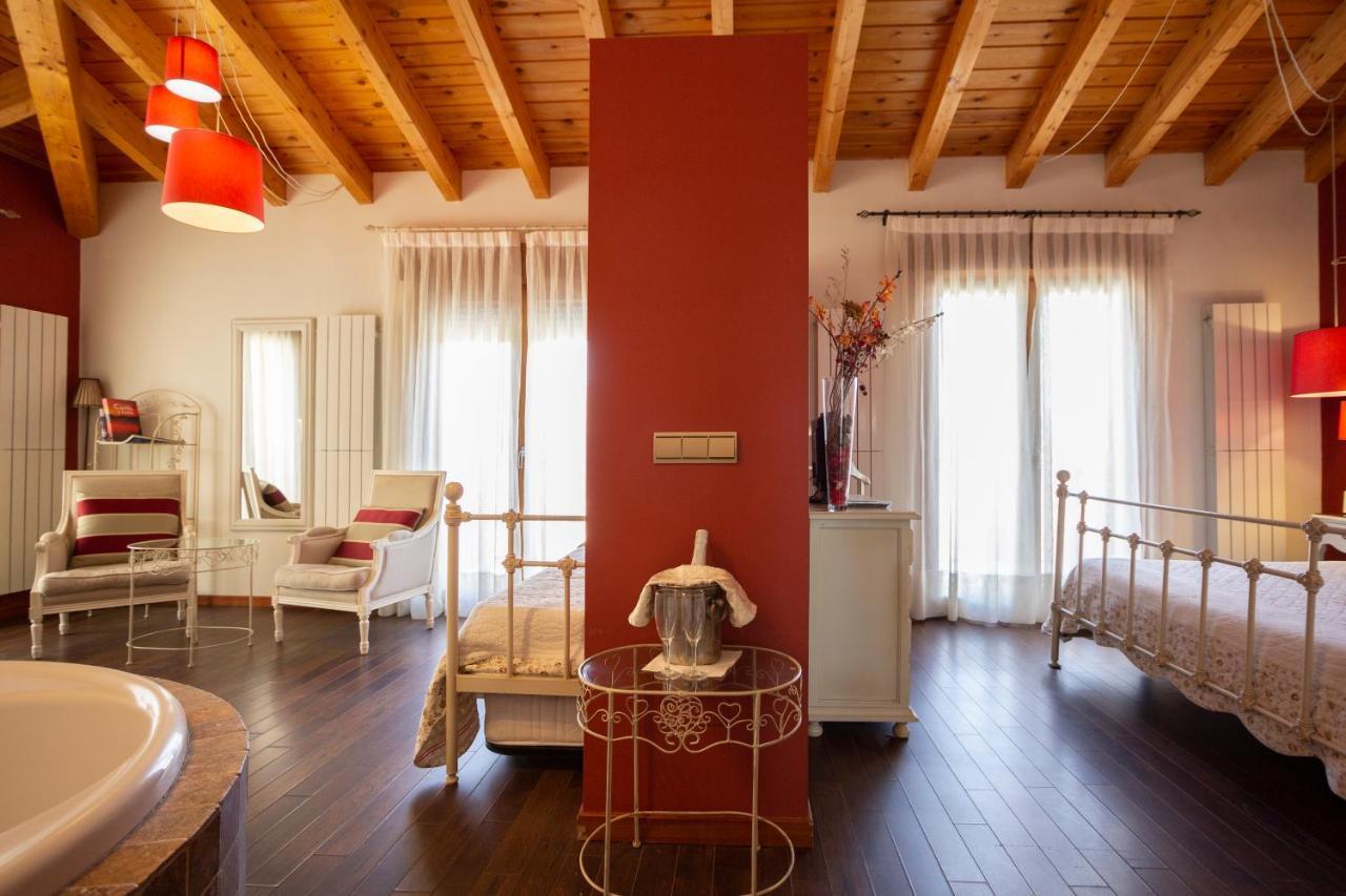 Hostal Los Canteros Golmayo Bagian luar foto