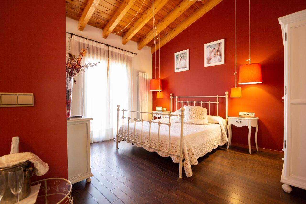 Hostal Los Canteros Golmayo Bagian luar foto